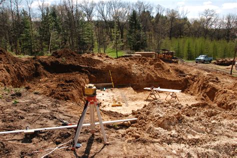 digging foundation for basement